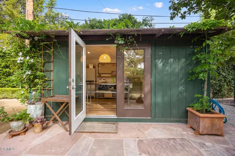 $6,875,000 | 4400 Oakwood Avenue, La Canada Flintridge, CA 91011