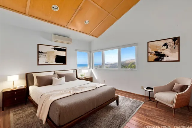 $1,990,000 | 930 Kaahue Street, Honolulu, HI 96825