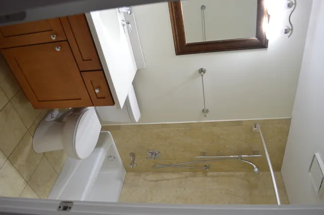 $325,000 | 225 Thornapple Court, Unit 225, Buffalo Grove, IL 60089