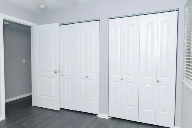 $323,000 | 225 Thornapple Court, Unit 225, Buffalo Grove, IL 60089