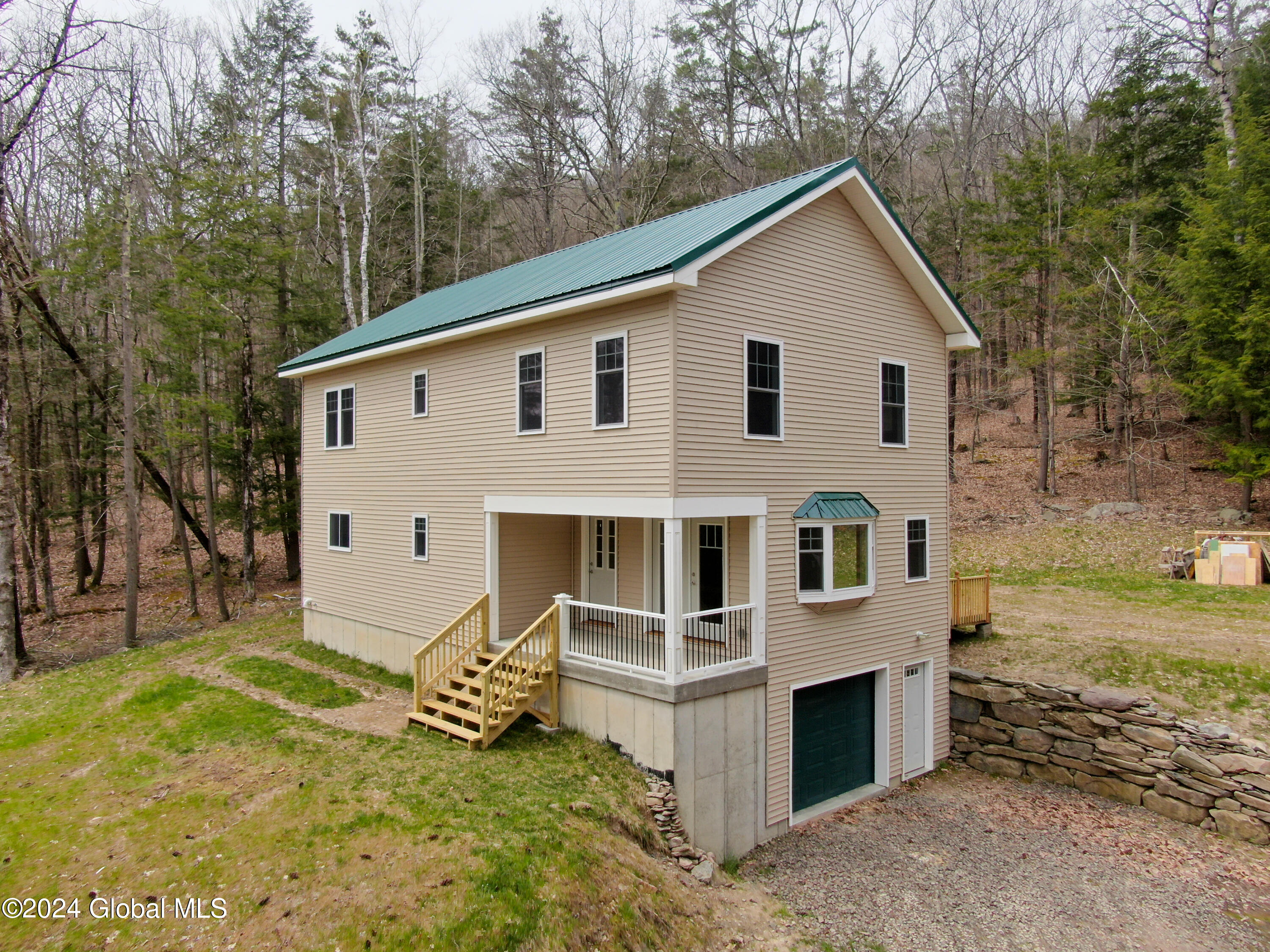 235 Ave Of The Stars