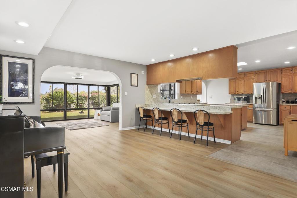 331 Triangle Street Thousand Oaks, CA 91360 - Photo 11 of 36