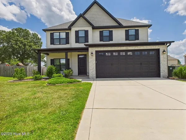 $424,000 | 1507 Mulberry Place, Aberdeen, NC 28315