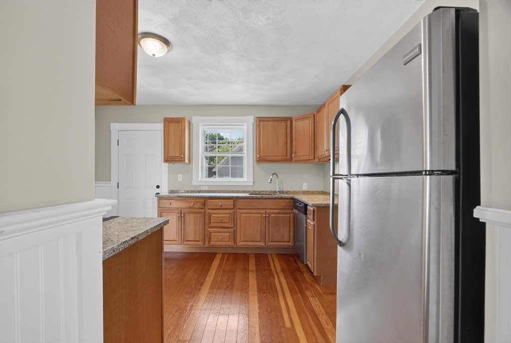 32 Arthur Street, Unit 2 Beverly, MA 01915 - Photo 21 of 36