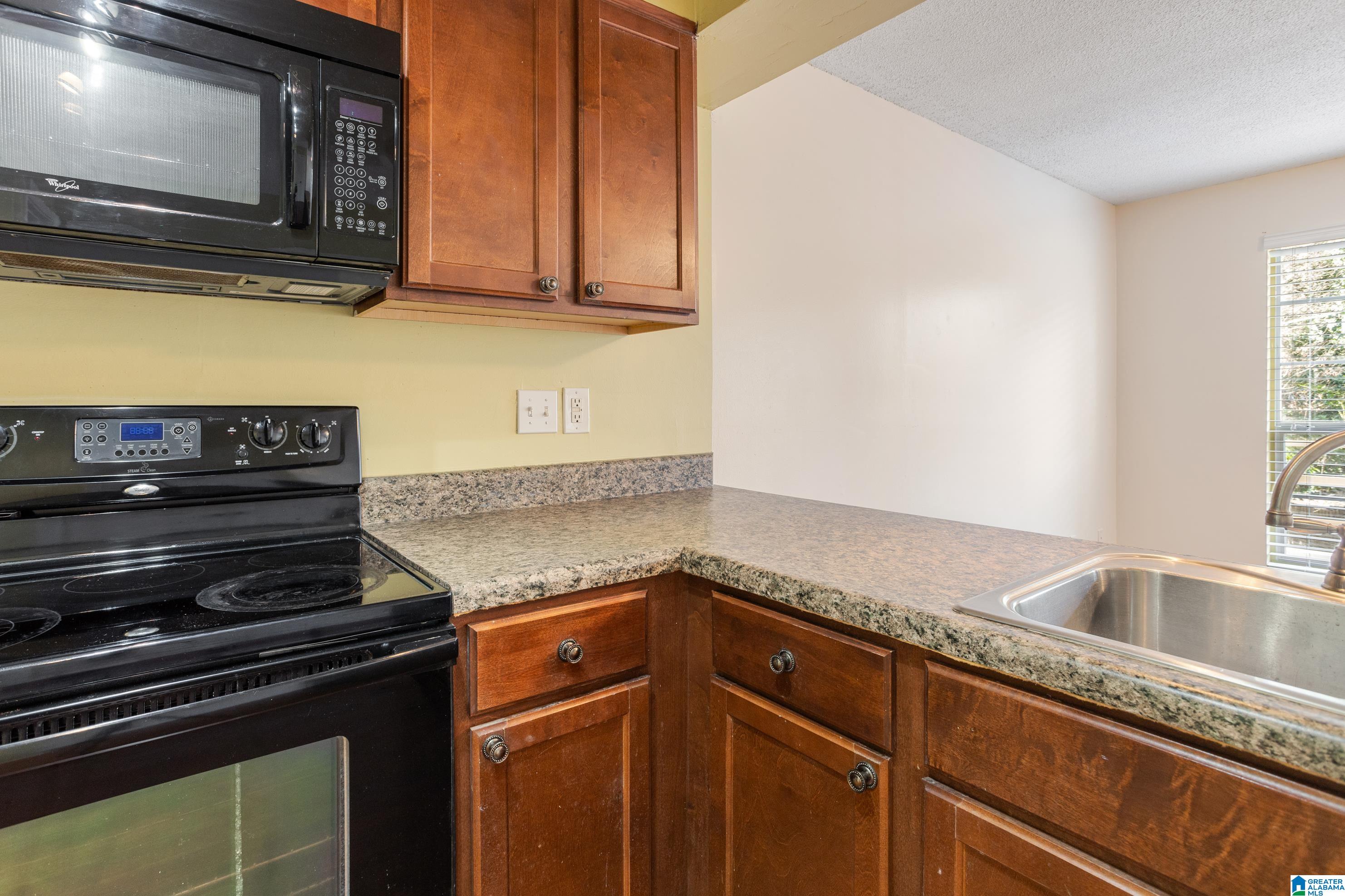 1665 Patton Chapel Road, Unit E Birmingham, AL 35226 - Photo 9 of 37