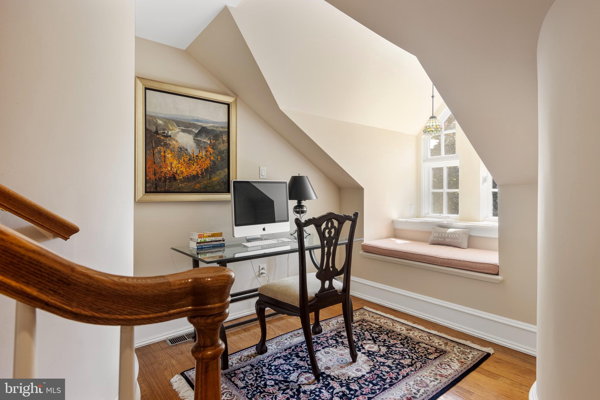 1325 Old Gulph Road Villanova, PA 19010 - Photo 78 of 117 Hallway desk area