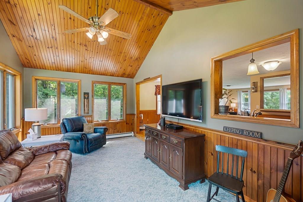 4 Pine Meadow Road Phillipston, MA 01331 - Photo 21 of 42