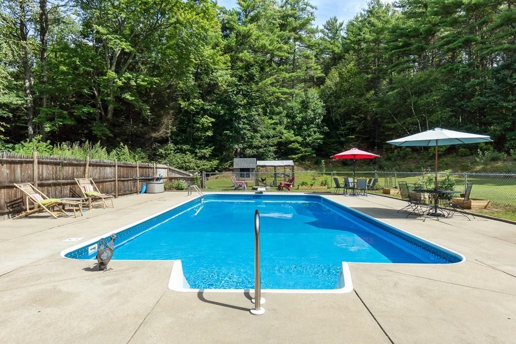 4 Pine Meadow Road Phillipston, MA 01331 - Photo 4 of 42