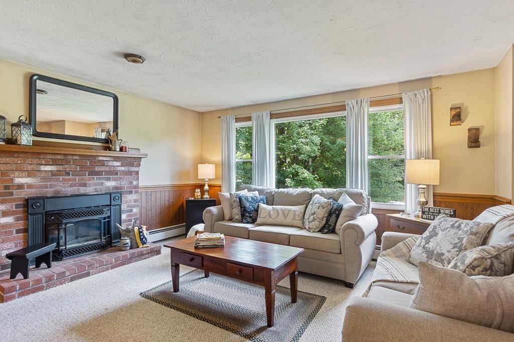 4 Pine Meadow Road Phillipston, MA 01331 - Photo 7 of 42