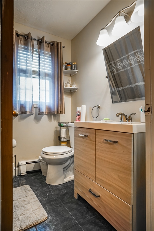 529 Stafford Road Fall River, MA 02721 - Photo 11 of 31