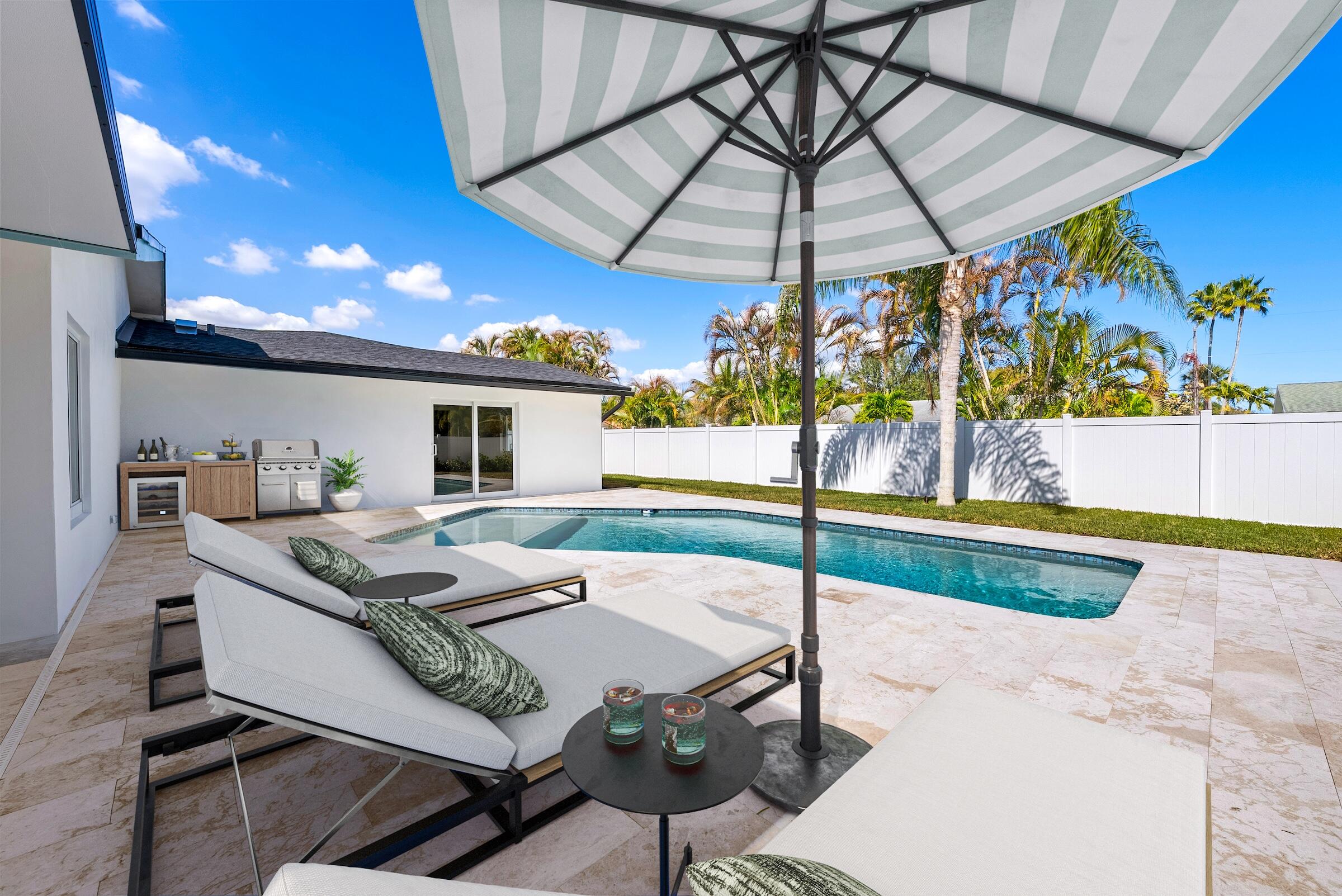 1607 Seabrook Road Jupiter, FL 33469 - Photo 26 of 62 Pool & Deck
