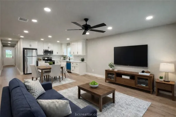 $295,000 | 309 Wheelock Street, Franklin, TX 77856