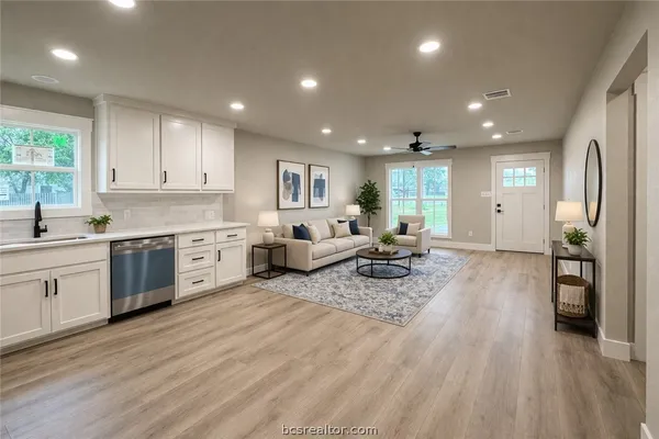 $295,000 | 309 Wheelock Street, Franklin, TX 77856