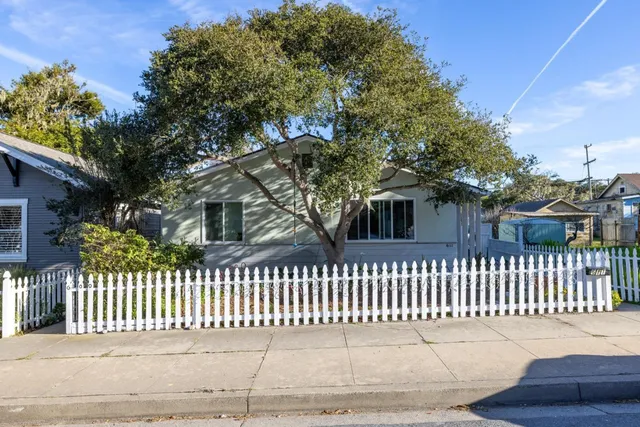 $1,275,000 | 609 Congress Avenue, Pacific Grove, CA 93950