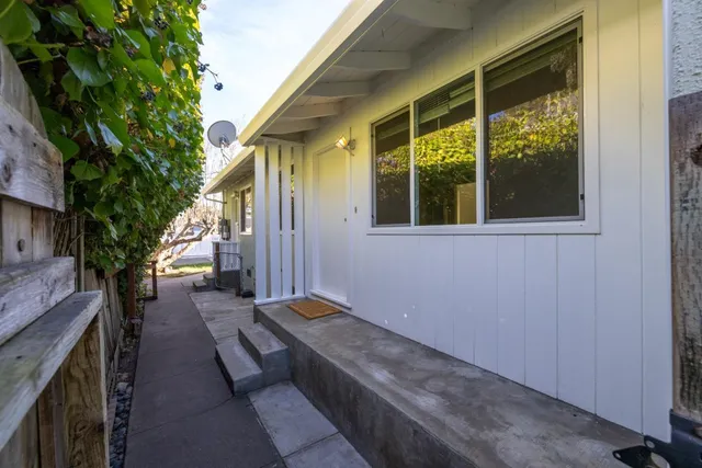 $1,275,000 | 609 Congress Avenue, Pacific Grove, CA 93950