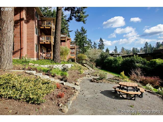 152 Ridgeway Road Lake Oswego, OR 97034 - Photo 15 of 16 Community Amenities