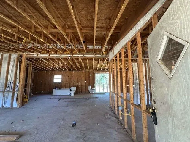 $69,999 | 623 County Road 786, Buna, TX 77612