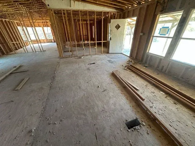 $69,999 | 623 County Road 786, Buna, TX 77612