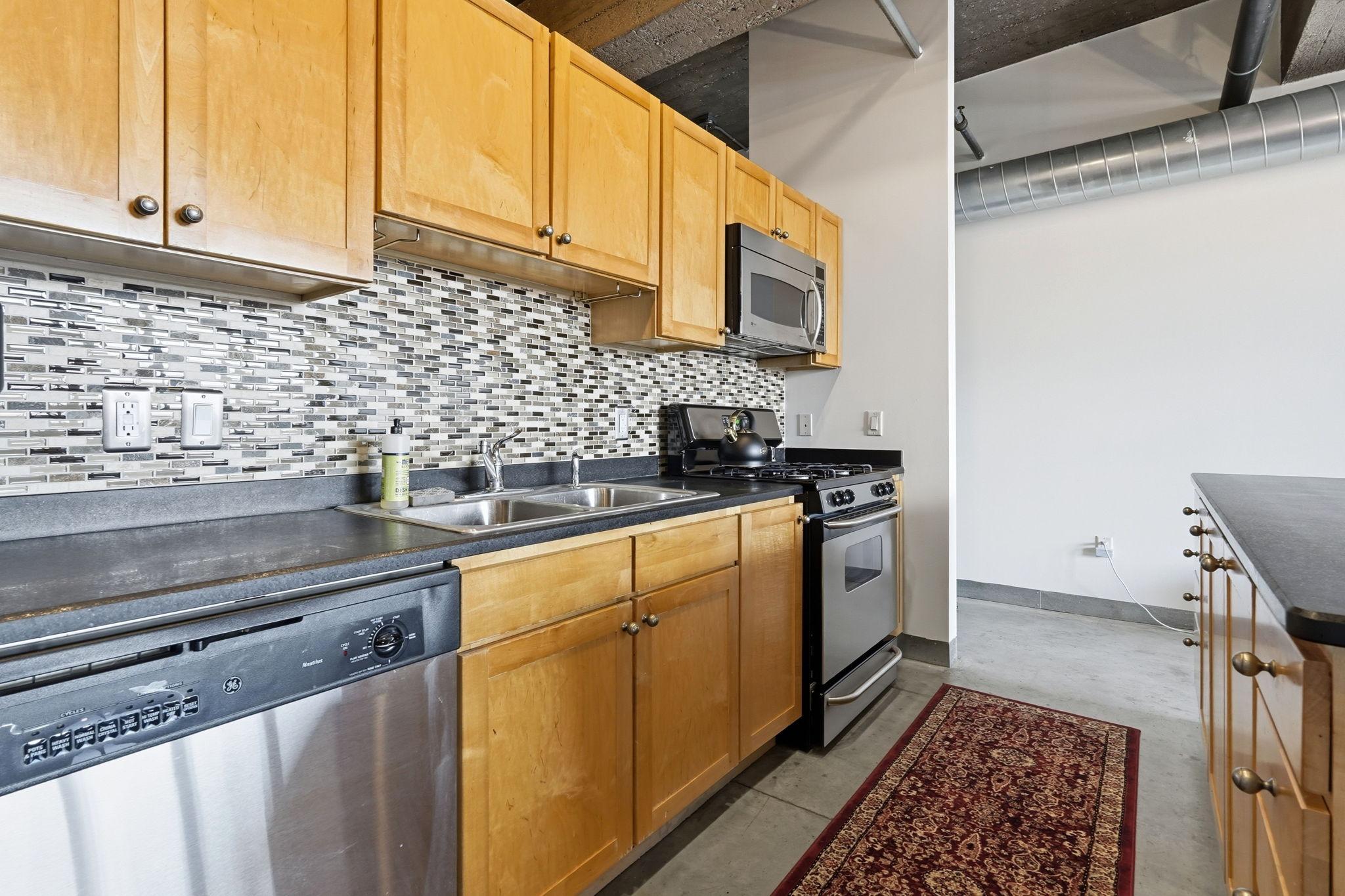 901 North 3rd Street, Unit 509 Minneapolis, MN 55401 - Photo 8 of 30
