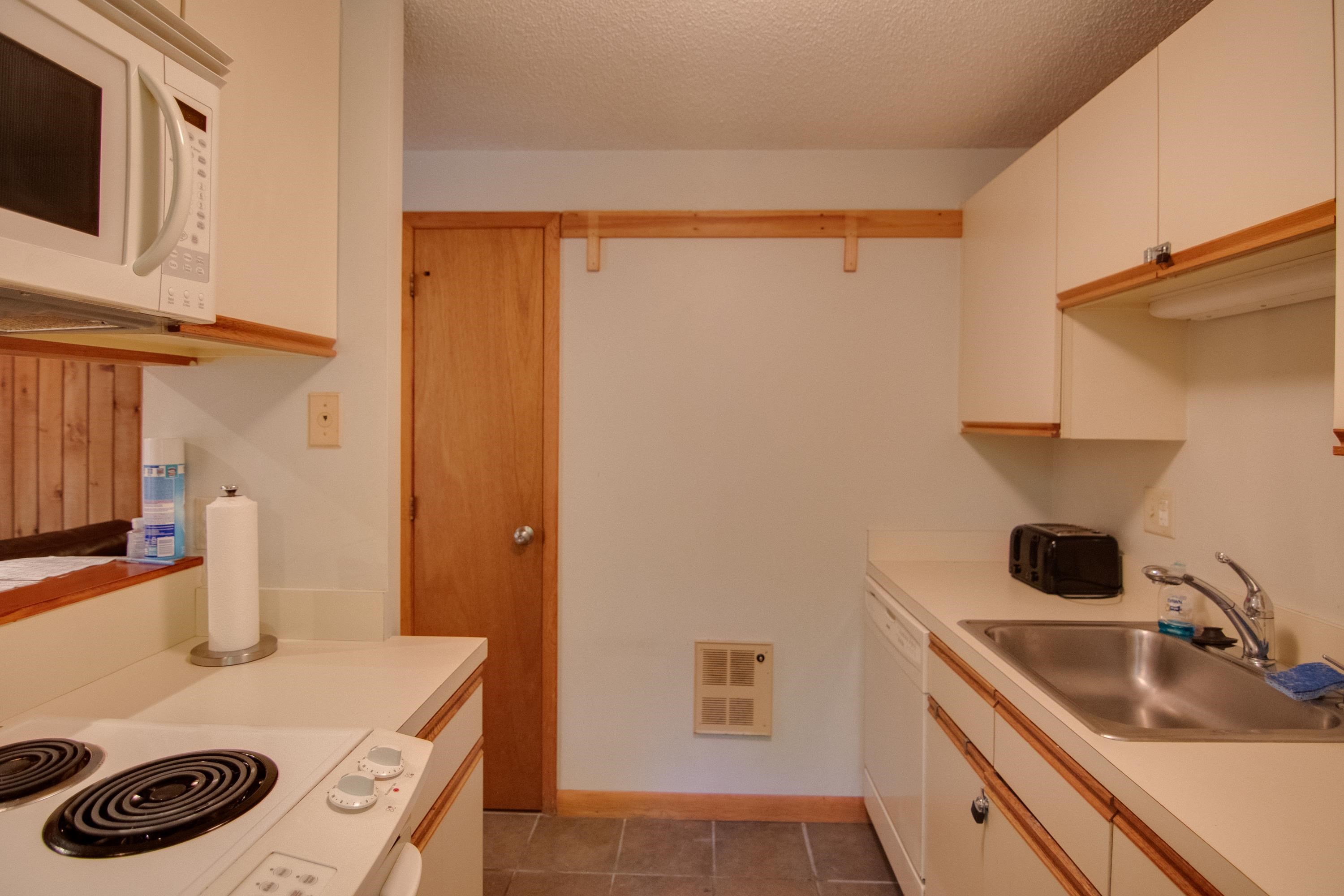 14 Streamside Road, Unit 12 Campton, NH 03223 - Photo 10 of 25