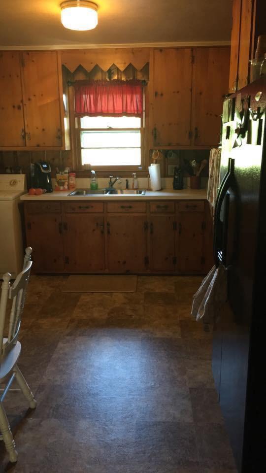 801 Walnut Lane Rockingham, NC 28379 - Photo 3 of 14 kitchen