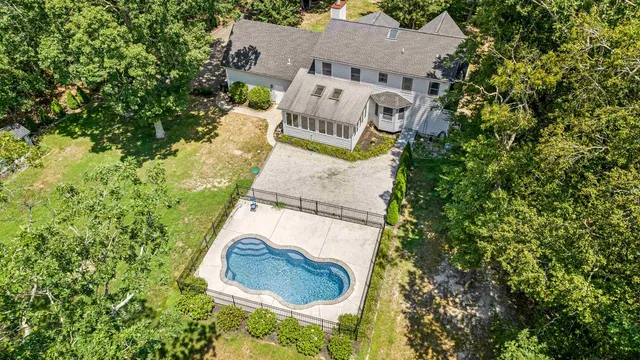 $724,900 | 176 South Ravenwood Drive, Cape May Court House, NJ 08210