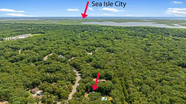 $724,900 | 176 South Ravenwood Drive, Cape May Court House, NJ 08210