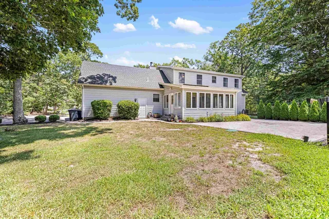 $724,900 | 176 South Ravenwood Drive, Cape May Court House, NJ 08210