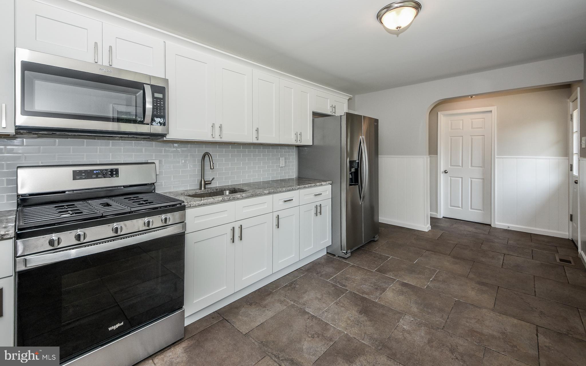 617 Princess Avenue Croydon, PA 19021 - Photo 2 of 31 Gallery Image 2