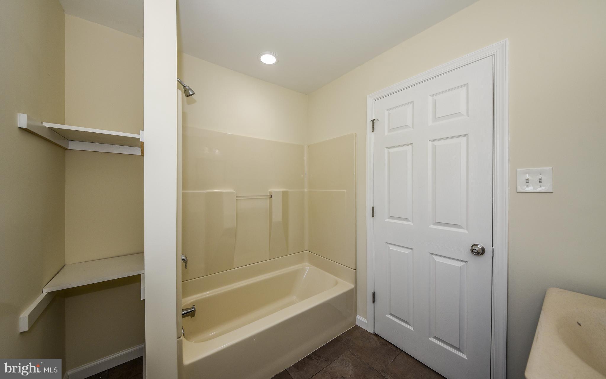 617 Princess Avenue Croydon, PA 19021 - Photo 13 of 31 Gallery Image 13