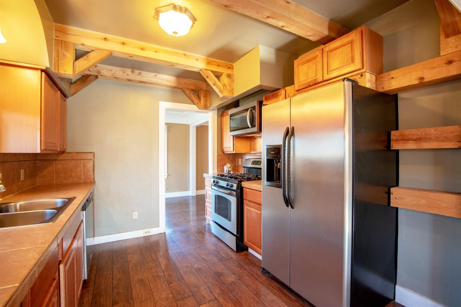 1498 Spring Street Medford, OR 97504 - Photo 11 of 24 Additional Photo