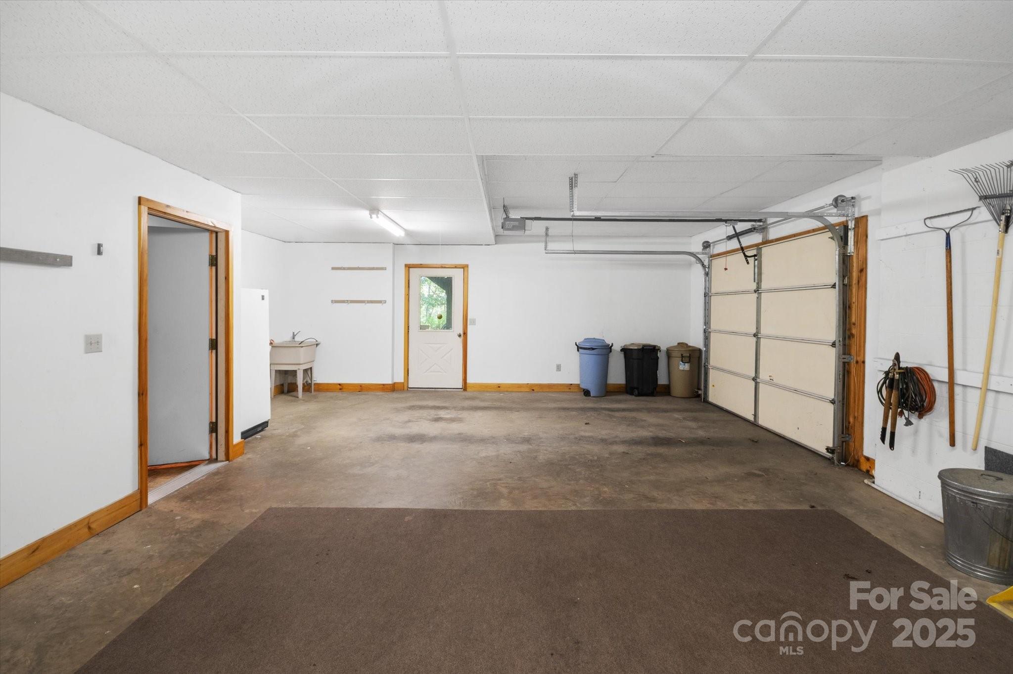 447 Cherokee Circle Tryon, NC 28782 - Photo 33 of 36 a view of a garage