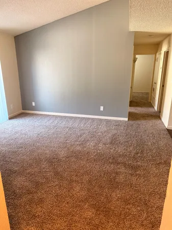 $3,950,000 | 302 West Pleasant Street, Coalinga, CA 93210