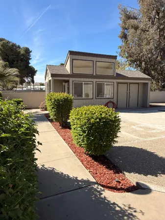 $3,950,000 | 302 West Pleasant Street, Coalinga, CA 93210