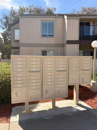 $3,950,000 | 302 West Pleasant Street, Coalinga, CA 93210