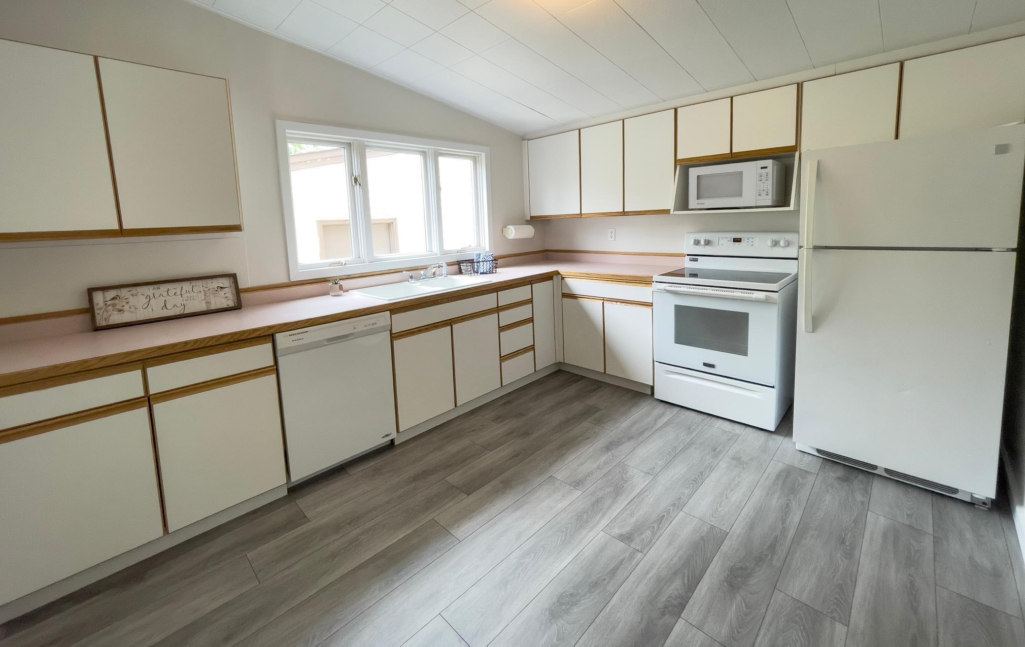 41 Bell Circle Silver Bay, MN 55614 - Photo 10 of 38