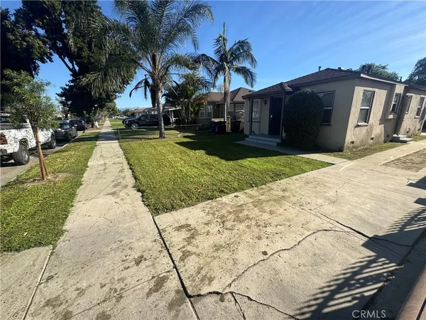 $599,950 | 10600 Hildreth Avenue, South Gate, CA 90280