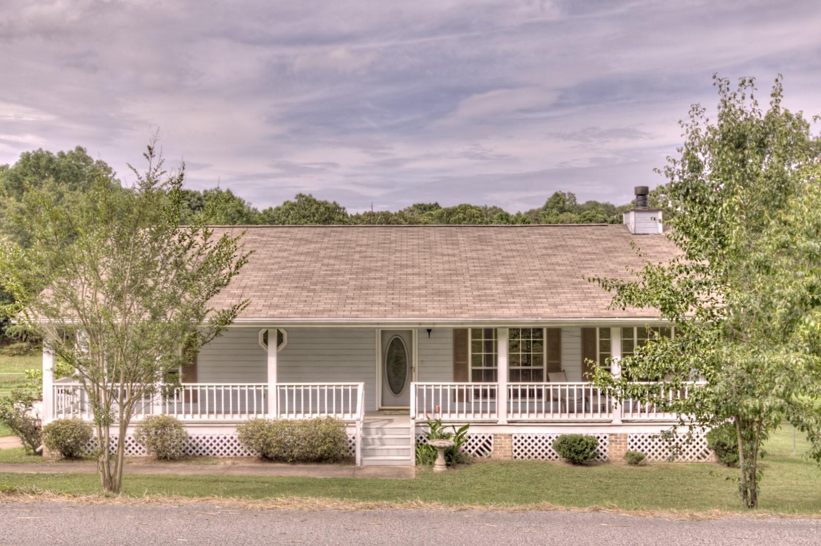 7117 McDaniel Road Harrison, TN 37341 - Photo 1 of 24 FRONT OF HOME