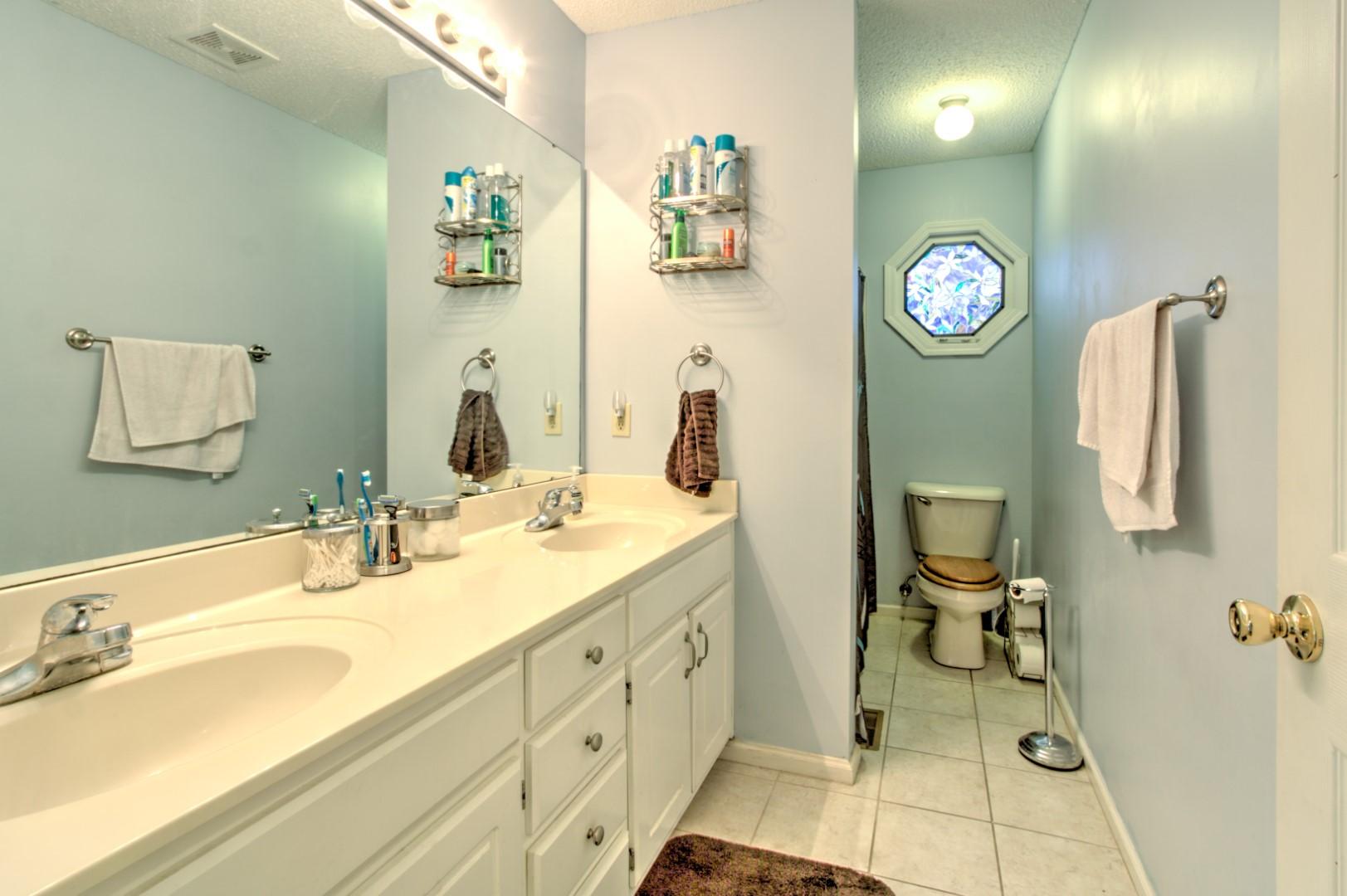 7117 McDaniel Road Harrison, TN 37341 - Photo 12 of 24 FULL BATHROOM