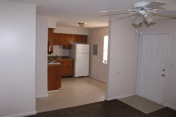 $850 | 1375 Thompsonville Lane, Unit 5, Oak Grove, KY 42262