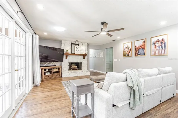 $459,900 | 1107 Oakridge Manor Drive, Brandon, FL 33511