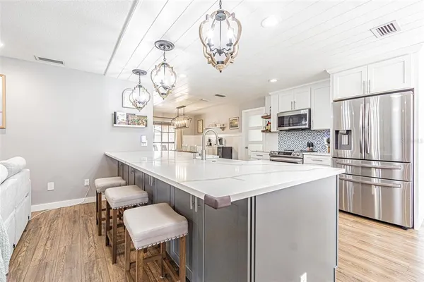 $459,900 | 1107 Oakridge Manor Drive, Brandon, FL 33511