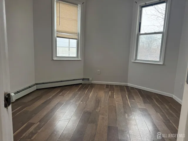 $1,980 | 214 Grant Street, Perth Amboy, NJ 08861