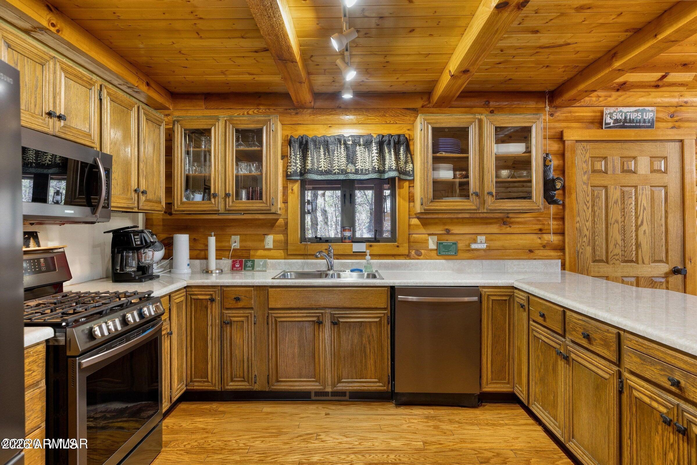 3523 Turkey Track Road Pinetop, AZ 85935 - Photo 7 of 27 9