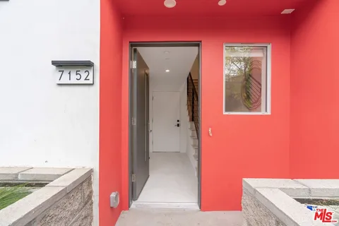 $5,999 | 853 1/2 North Detroit Street, Los Angeles, CA 90046