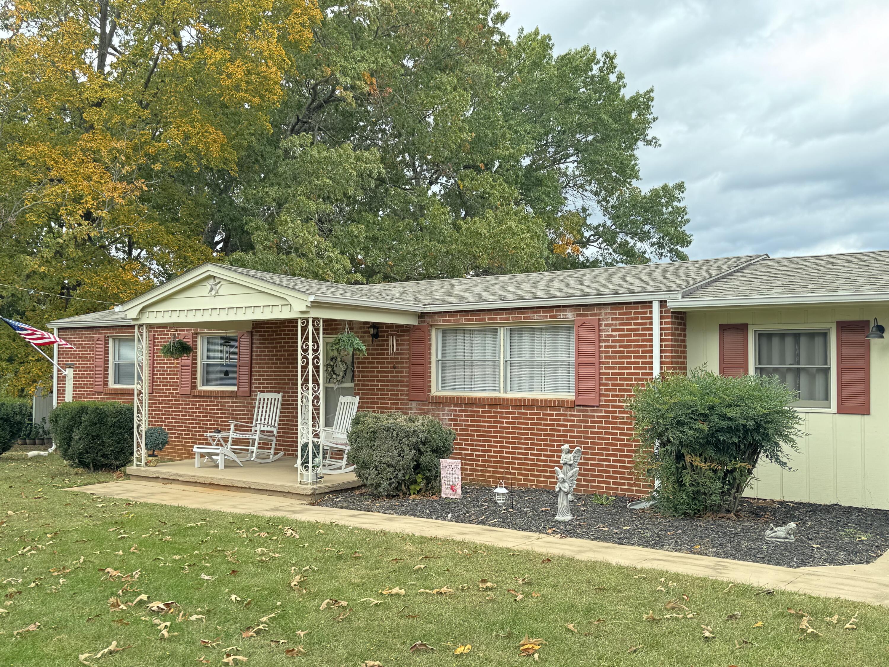 6249 Joppa Mill Road Moneta, VA 24121 - Photo 25 of 55 a front view of a house with a yard