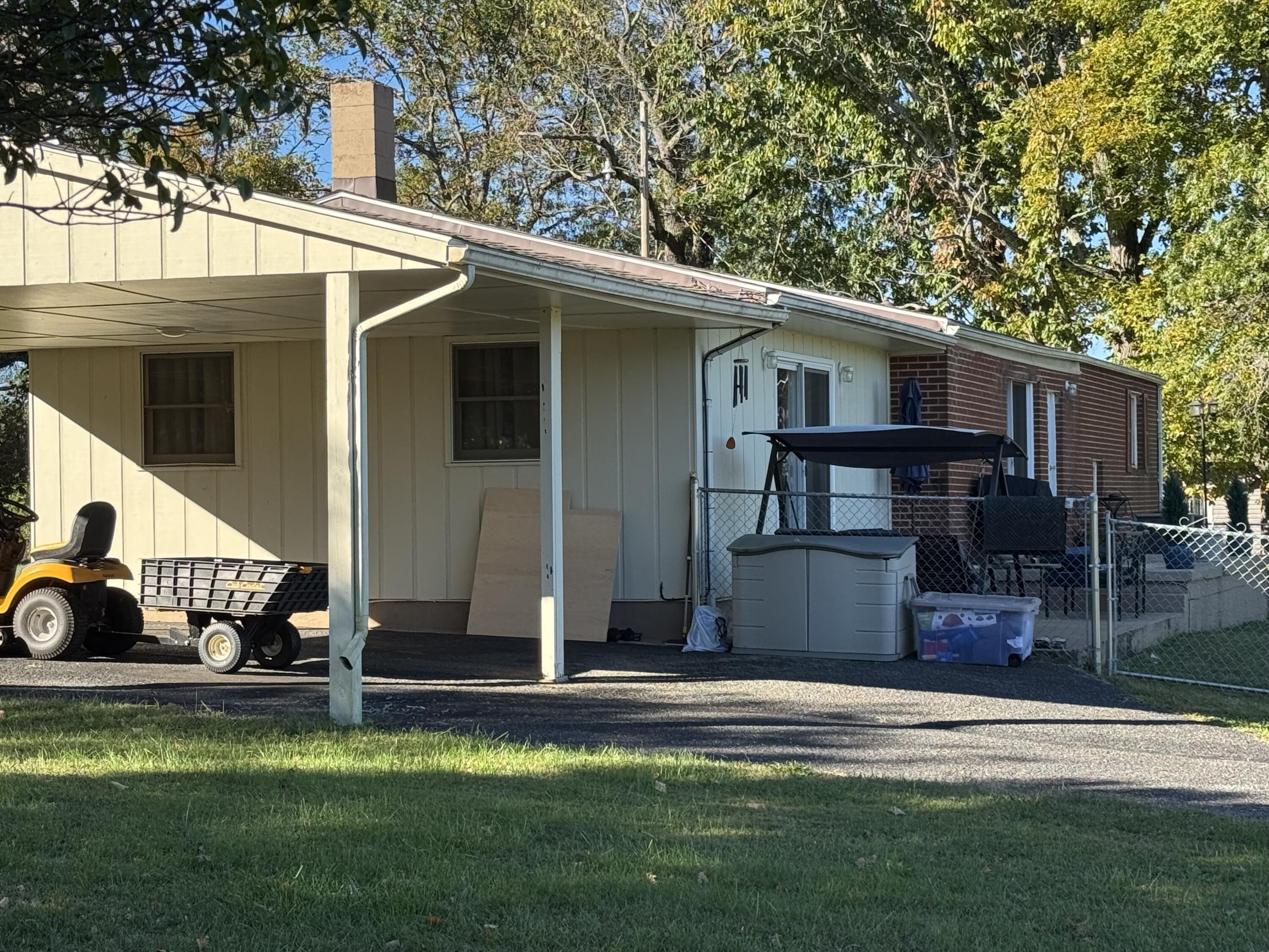 6249 Joppa Mill Road Moneta, VA 24121 - Photo 48 of 55 a front view of a house with garden