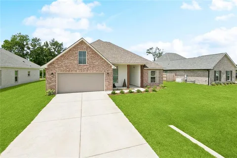 $439,900 | 173 Cypresswood Drive, Belle Chasse, LA 70037