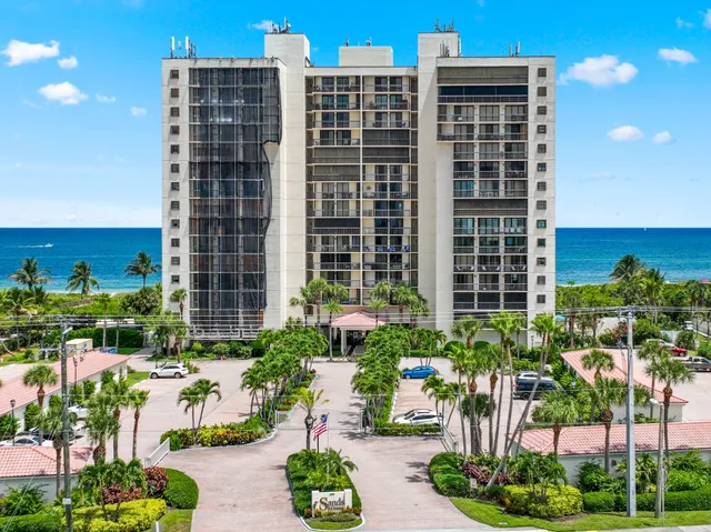 front view of house with a yard