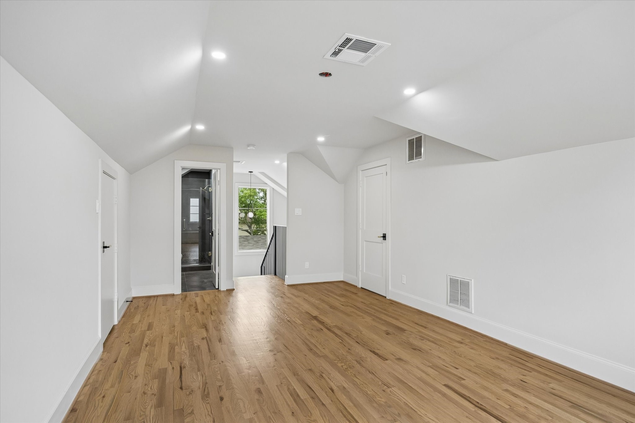 2320 North Boulevard Houston, TX 77098 - Photo 27 of 43